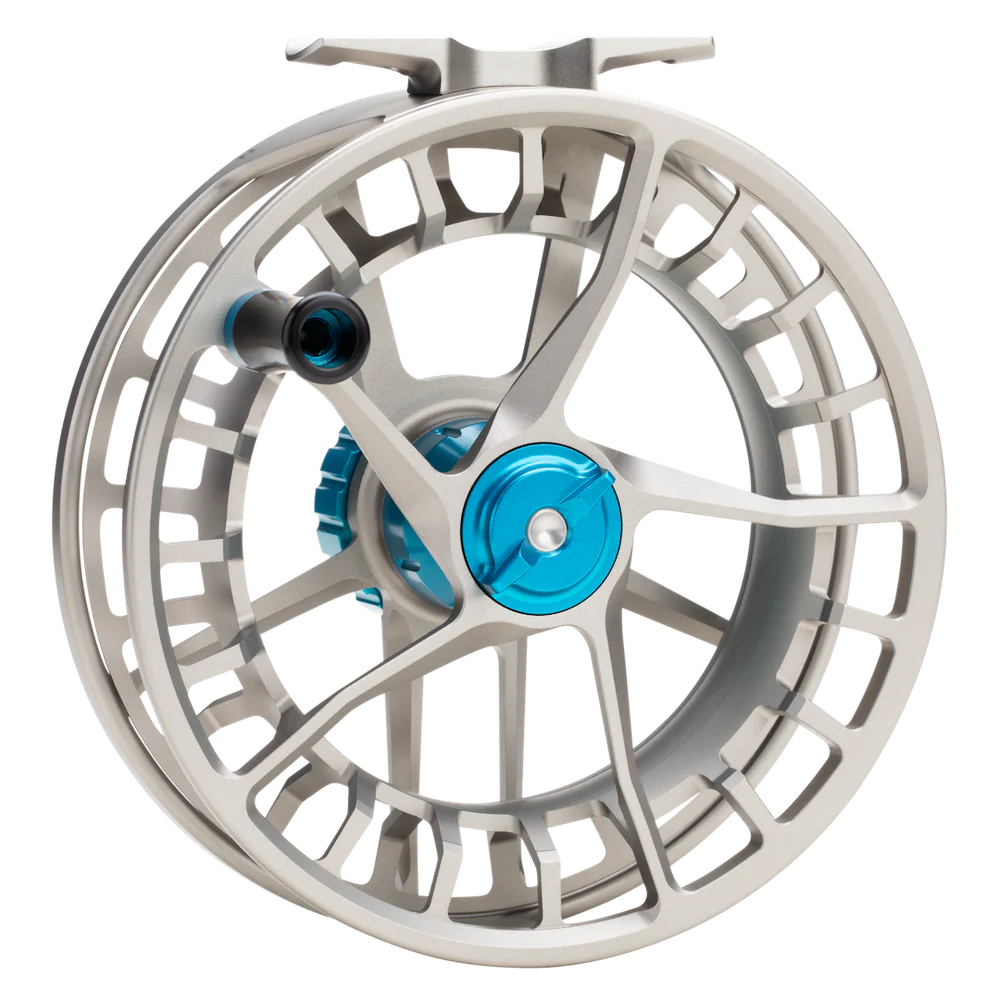 best fly reels saltwater SLT 7/8/9 Fishing Reel 100% sealed carbon disc drag system perfectly suited to fight harsh saltwater elements and hard pulling fish First Impressions: The King of