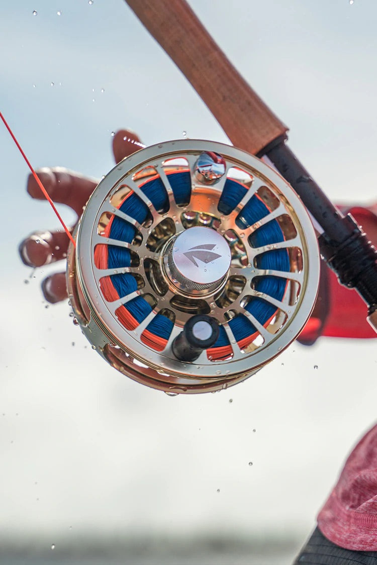 SAGE THERMO Fly Reel 12-16 WT for Offshore/Bluewater Champagne